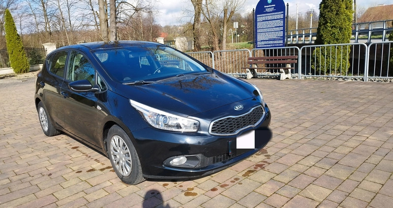 Kia Ceed cena 27500 przebieg: 166800, rok produkcji 2012 z Myślenice małe 154